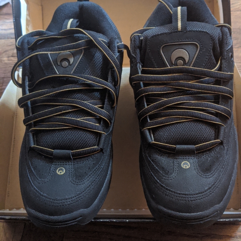 Osiris Helta Team Skate Shoe 9.5 super RARE new d3